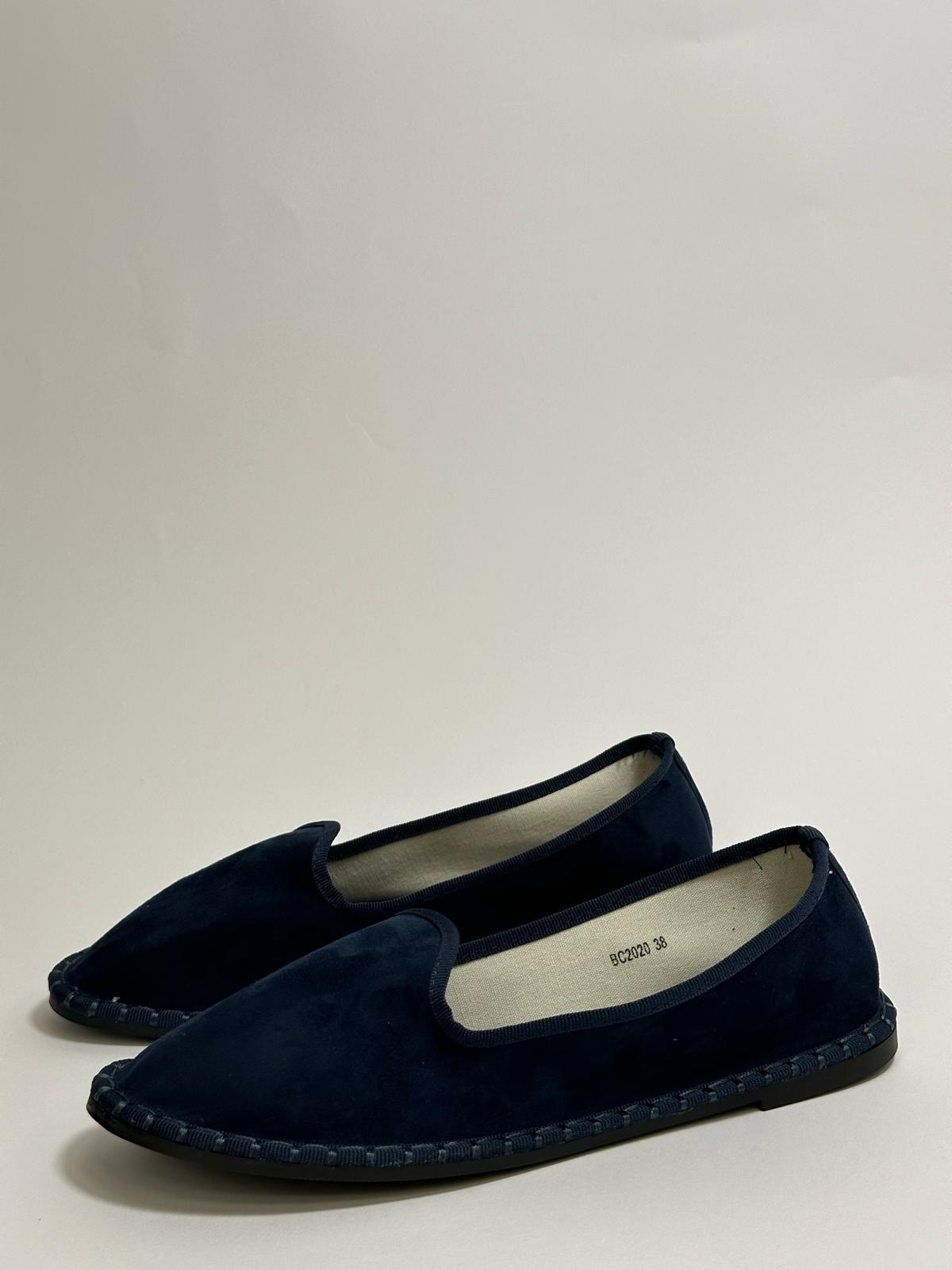 Virella | Elegant Velvet Slippers