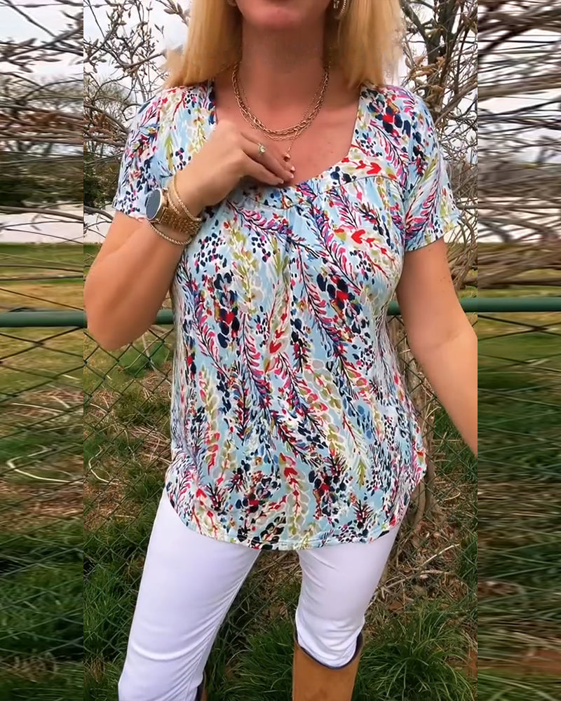 Liora | Patterned U-Neck Tee