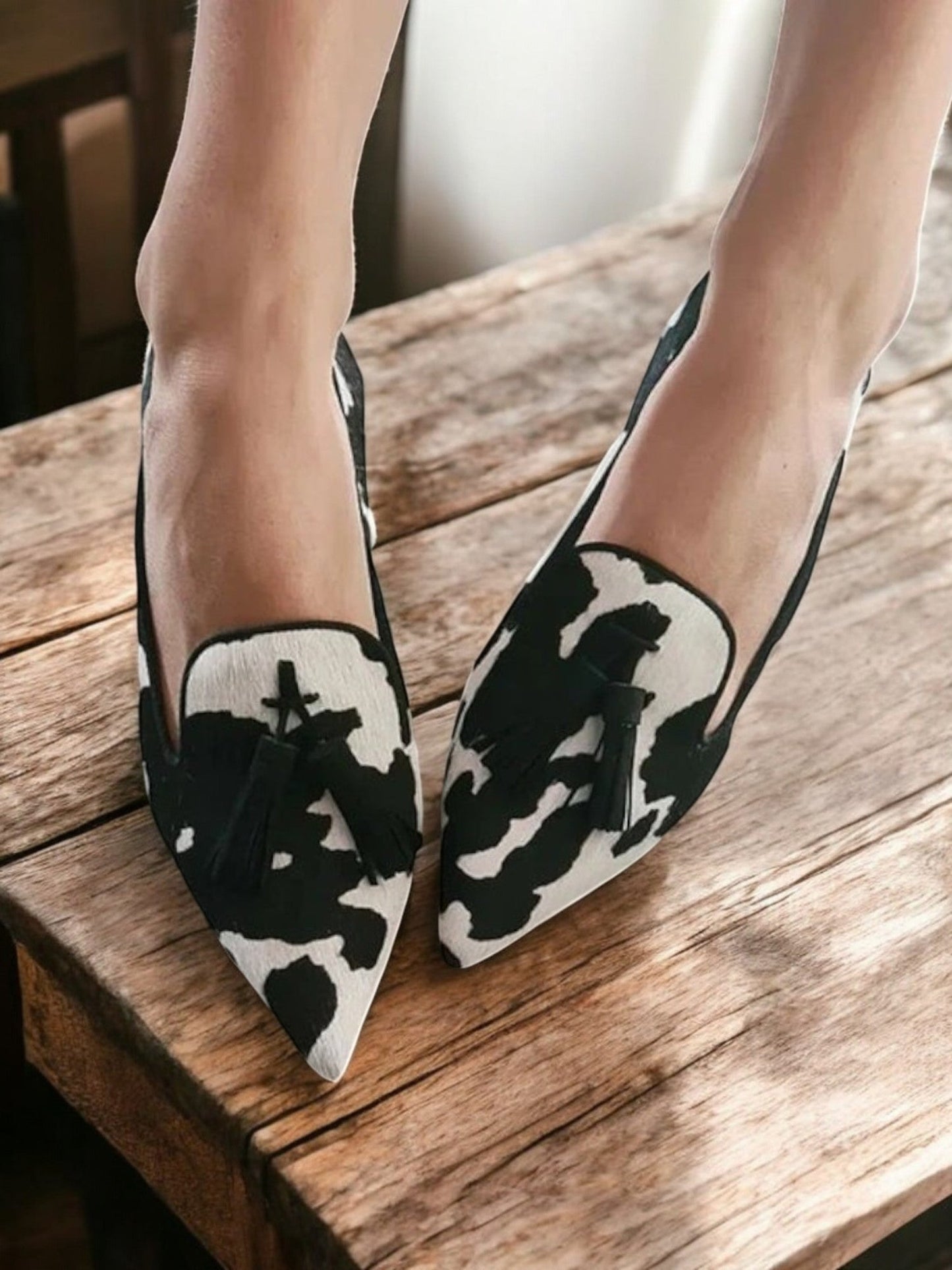Isalda | Refined Pointed-Toe Loafers