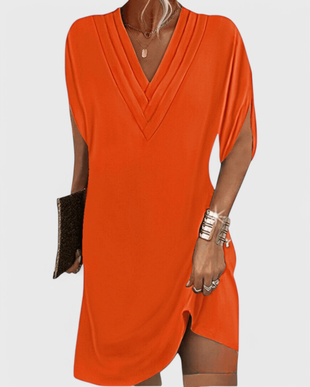 Lioren | Flowy V-Neck Dress