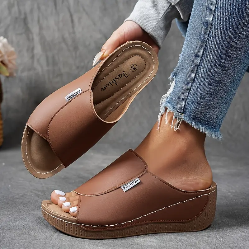 Liora | Soft Sturdy Sandals
