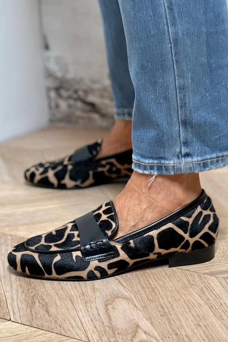 Lioren | Refined Low-Heel Loafers
