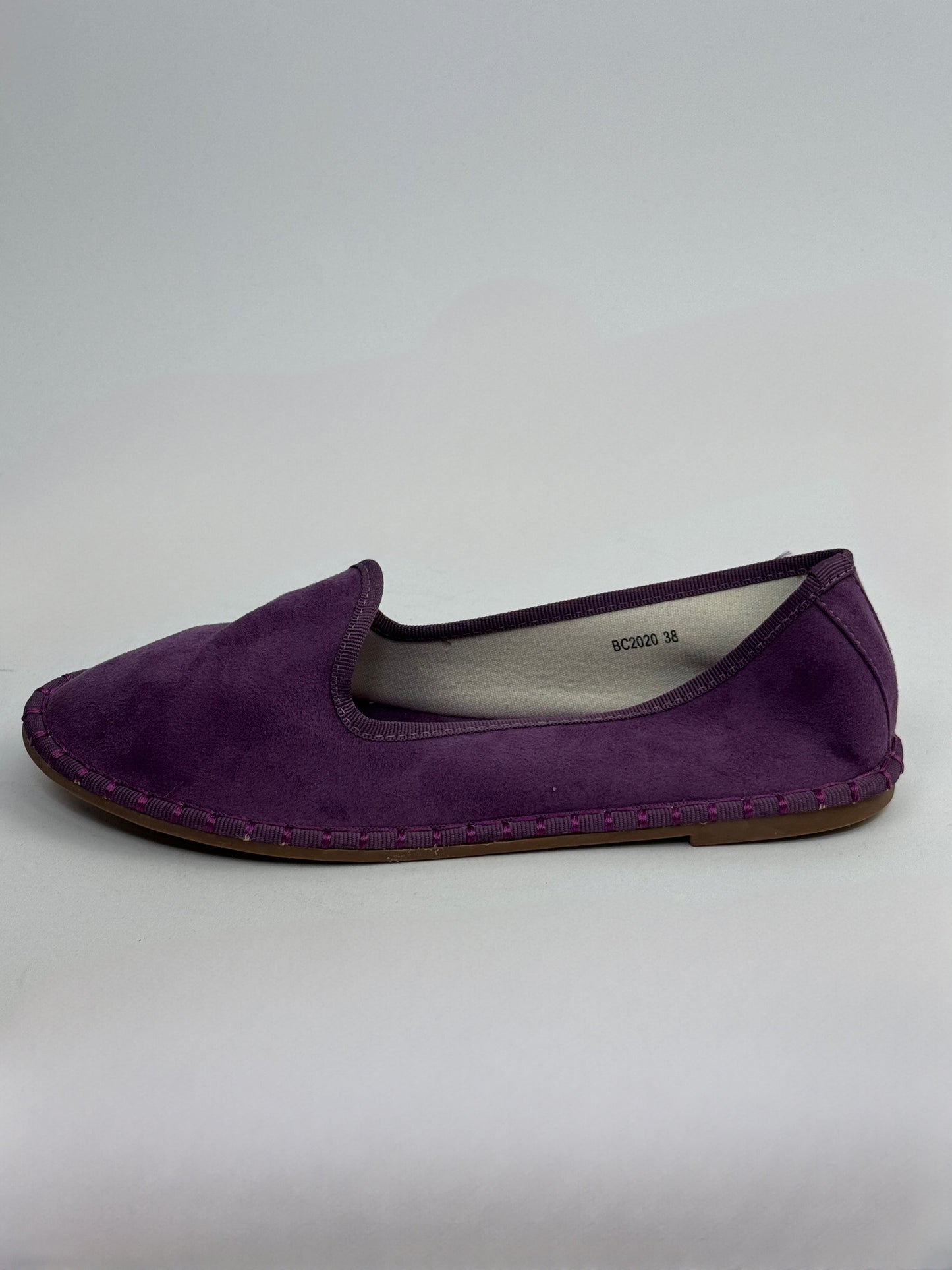 Virella | Elegant Velvet Slippers