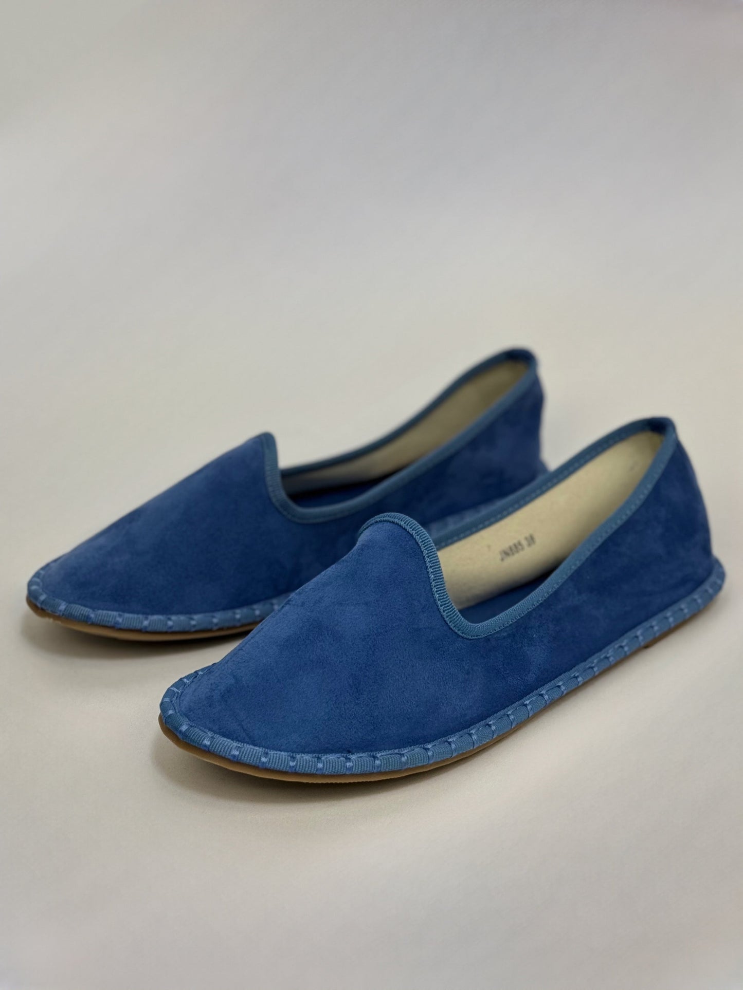 Virella | Elegant Velvet Slippers