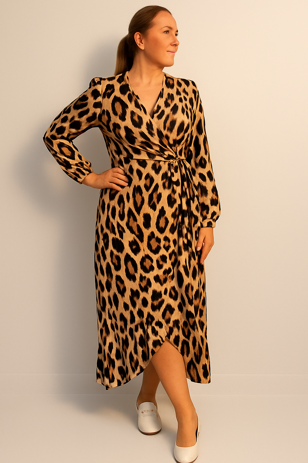 Valira | Casual Leopard V-Neck Blouse
