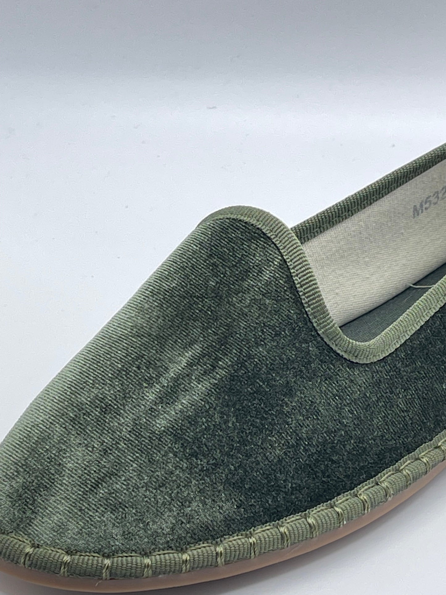 Virella | Elegant Velvet Slippers