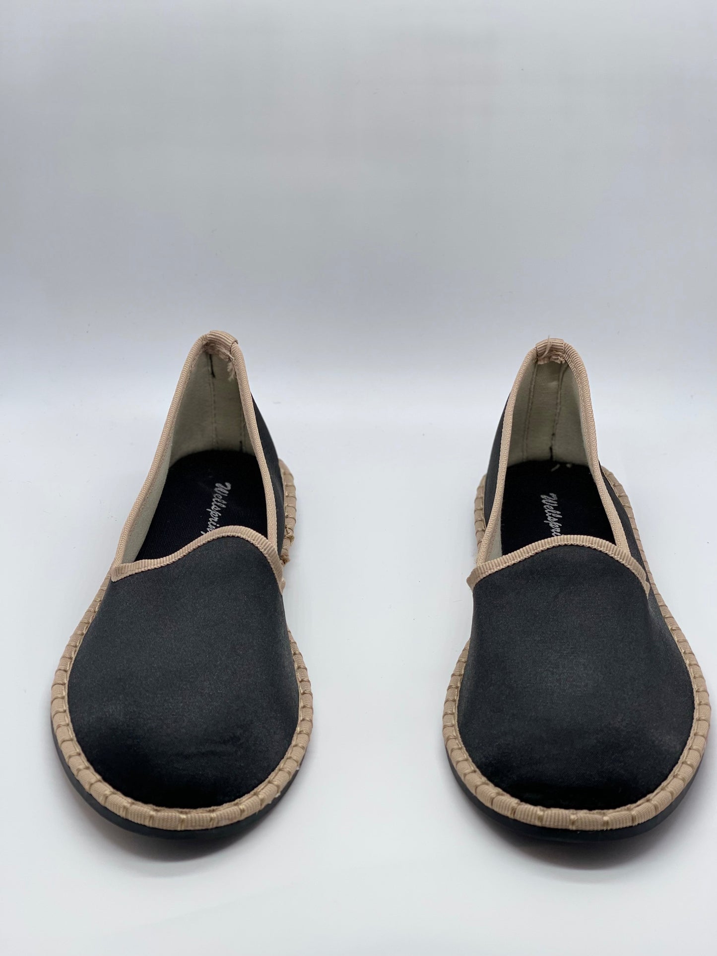 Virella | Elegant Velvet Slippers