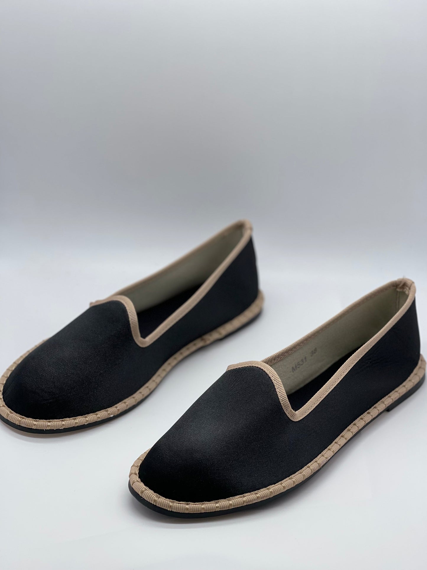 Virella | Elegant Velvet Slippers