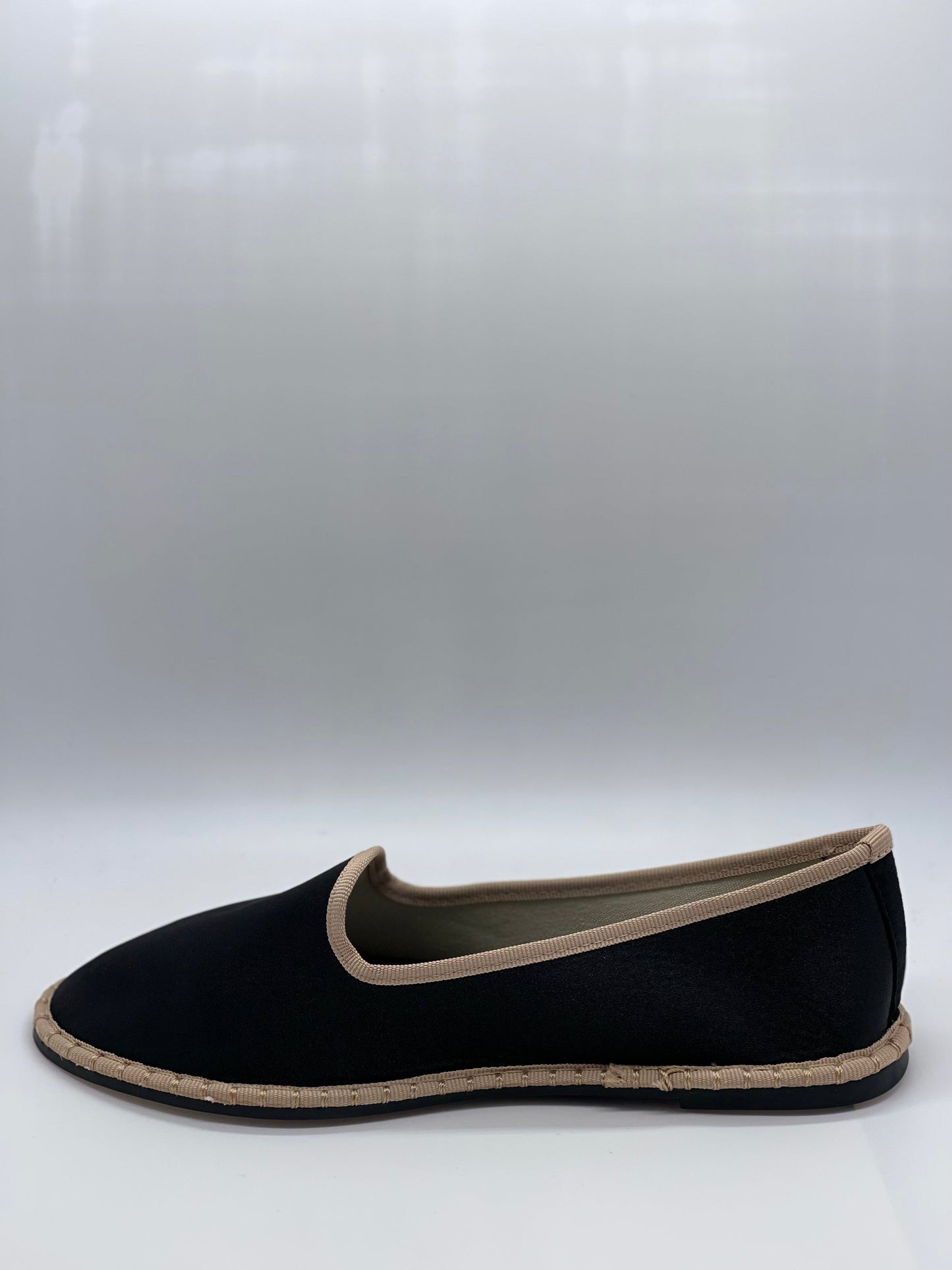 Virella | Elegant Velvet Slippers