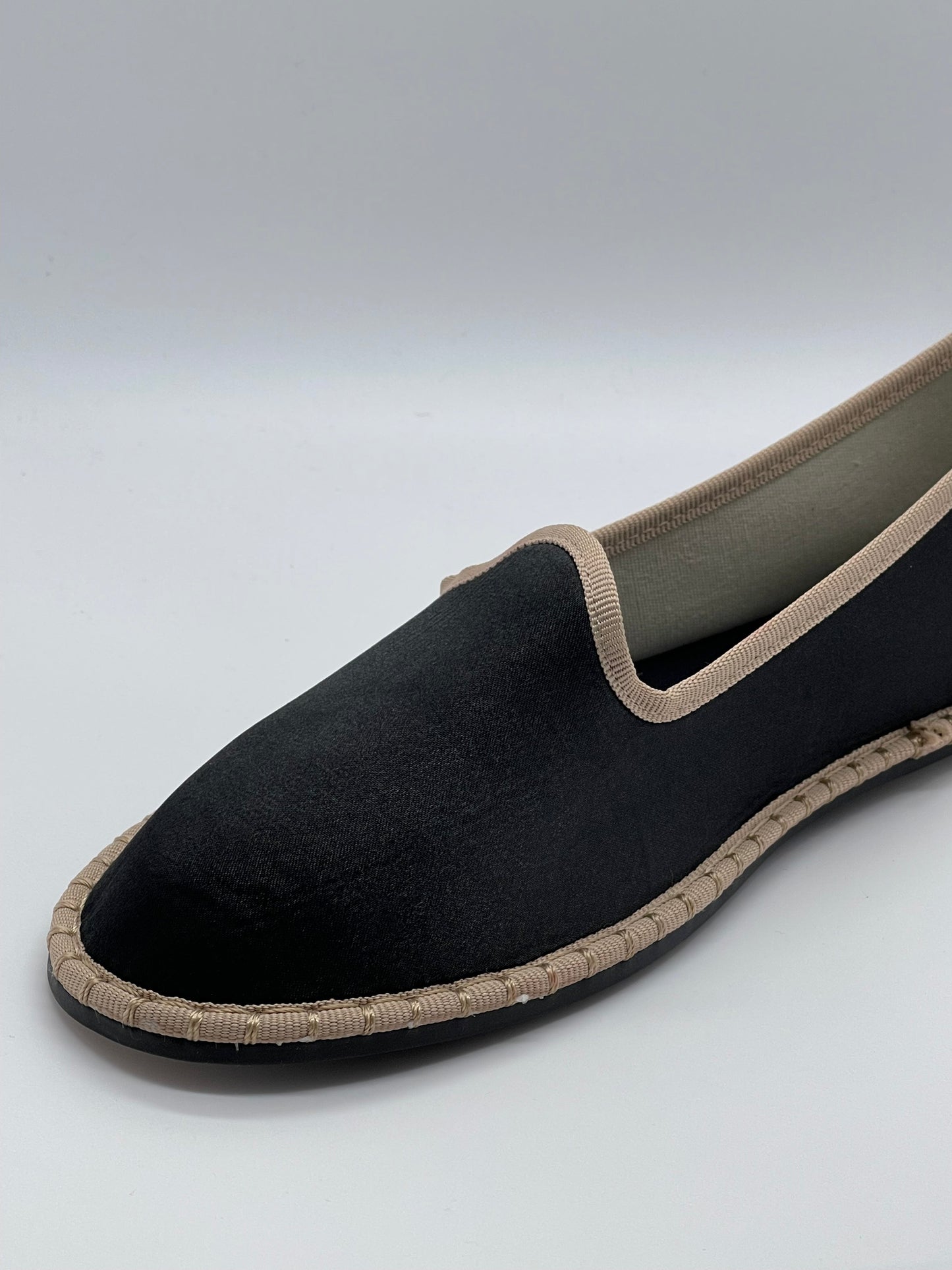 Virella | Elegant Velvet Slippers