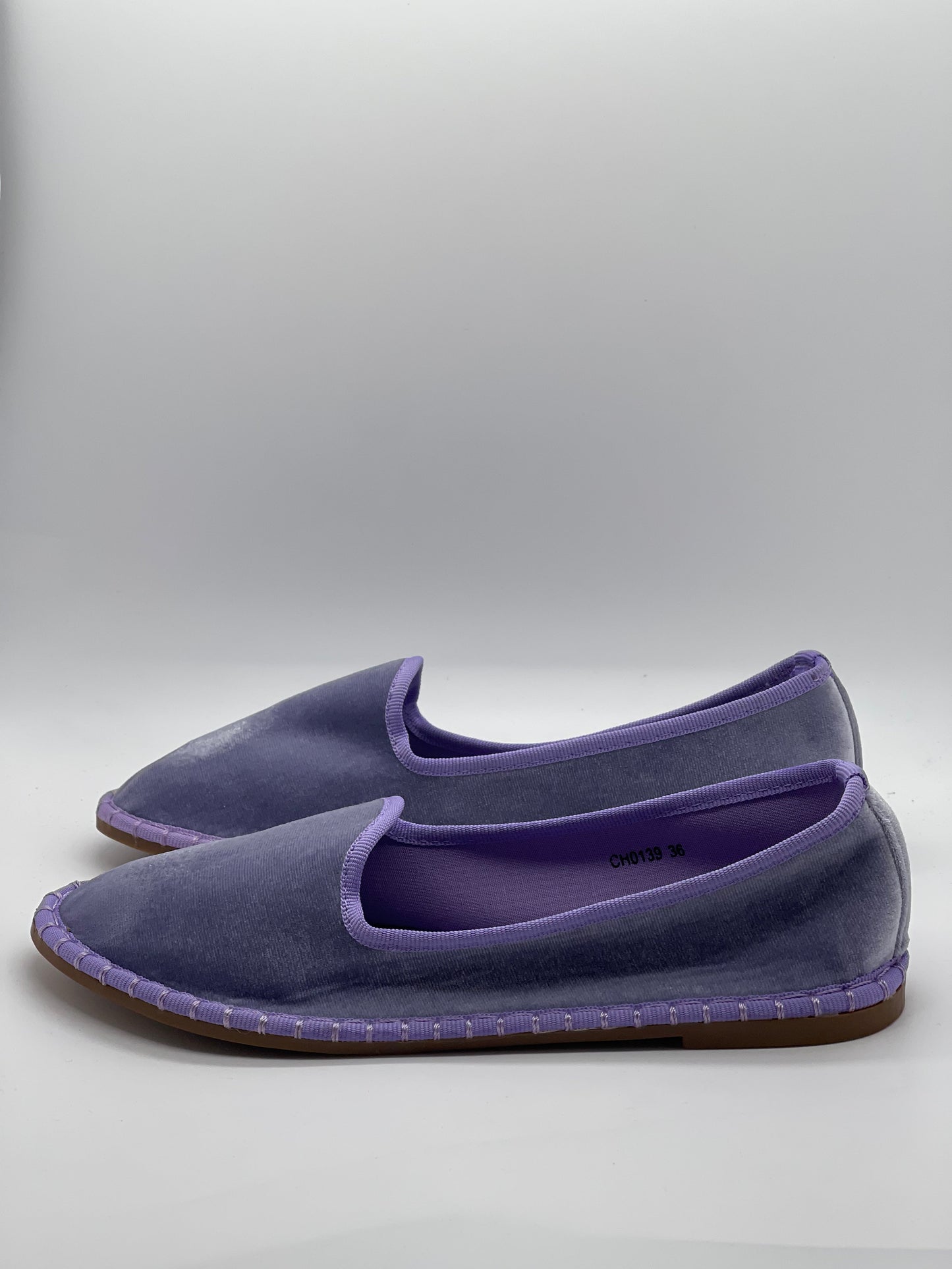 Virella | Elegant Velvet Slippers