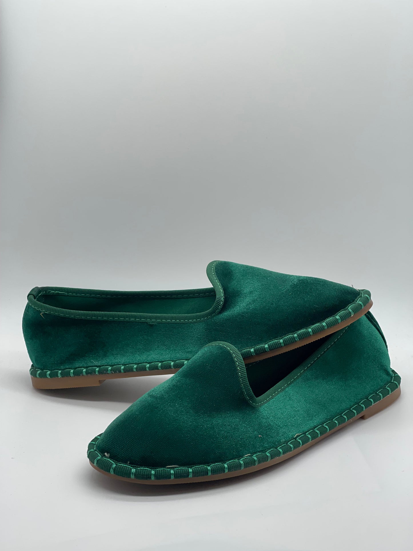 Virella | Elegant Velvet Slippers