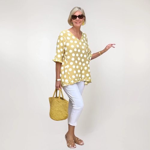 Ravelle | Flattering Vintage-Inspired Top