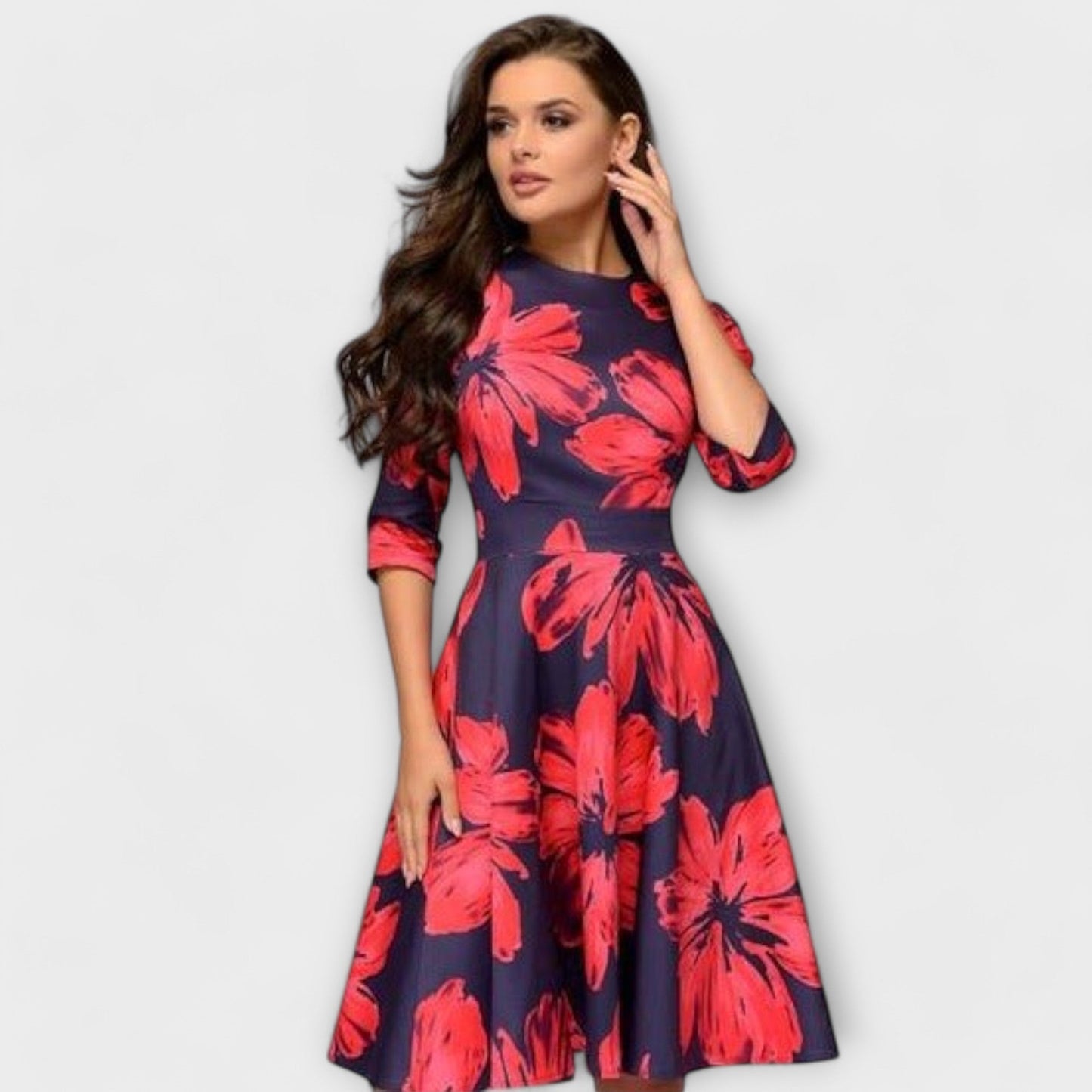 Liora | Elegant Knee-Length Dress