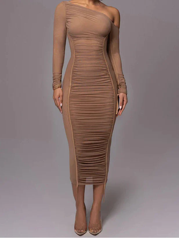 Luniva | Buttercream Midi Dress