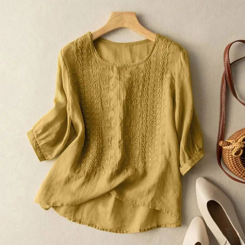 Isara | Relaxed Embroidered Blouse