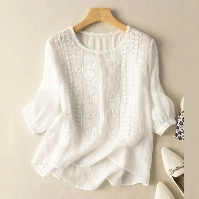 Isara | Relaxed Embroidered Blouse