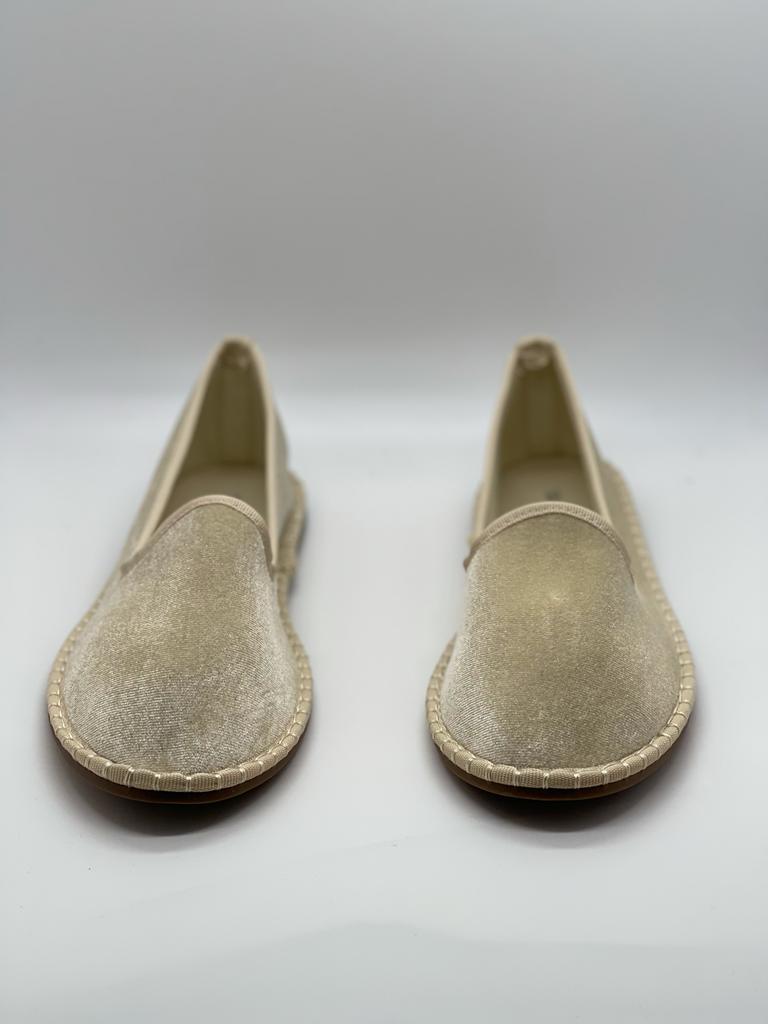 Virella | Elegant Velvet Slippers