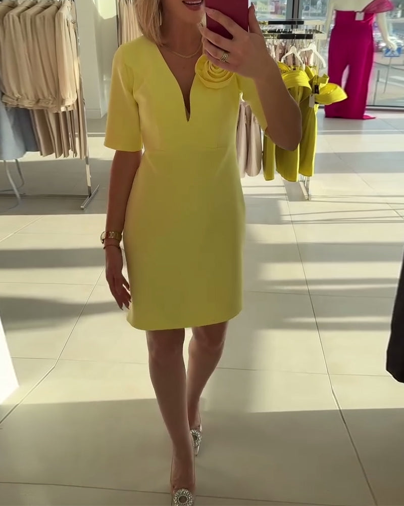 Lioren | Floral Solid Dress
