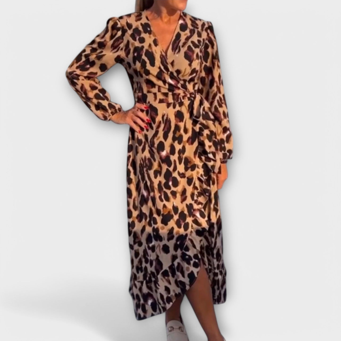 Valira | Casual Leopard V-Neck Blouse