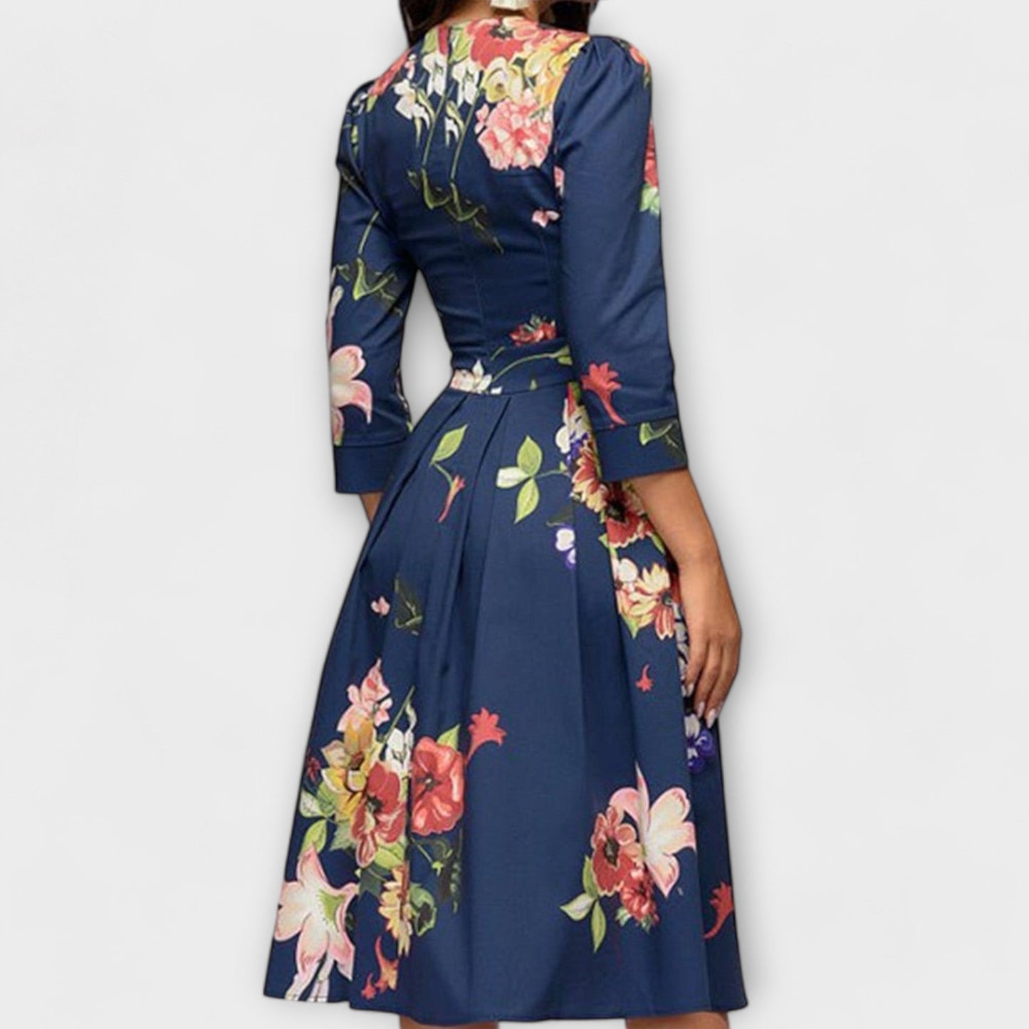 Liora | Elegant Knee-Length Dress